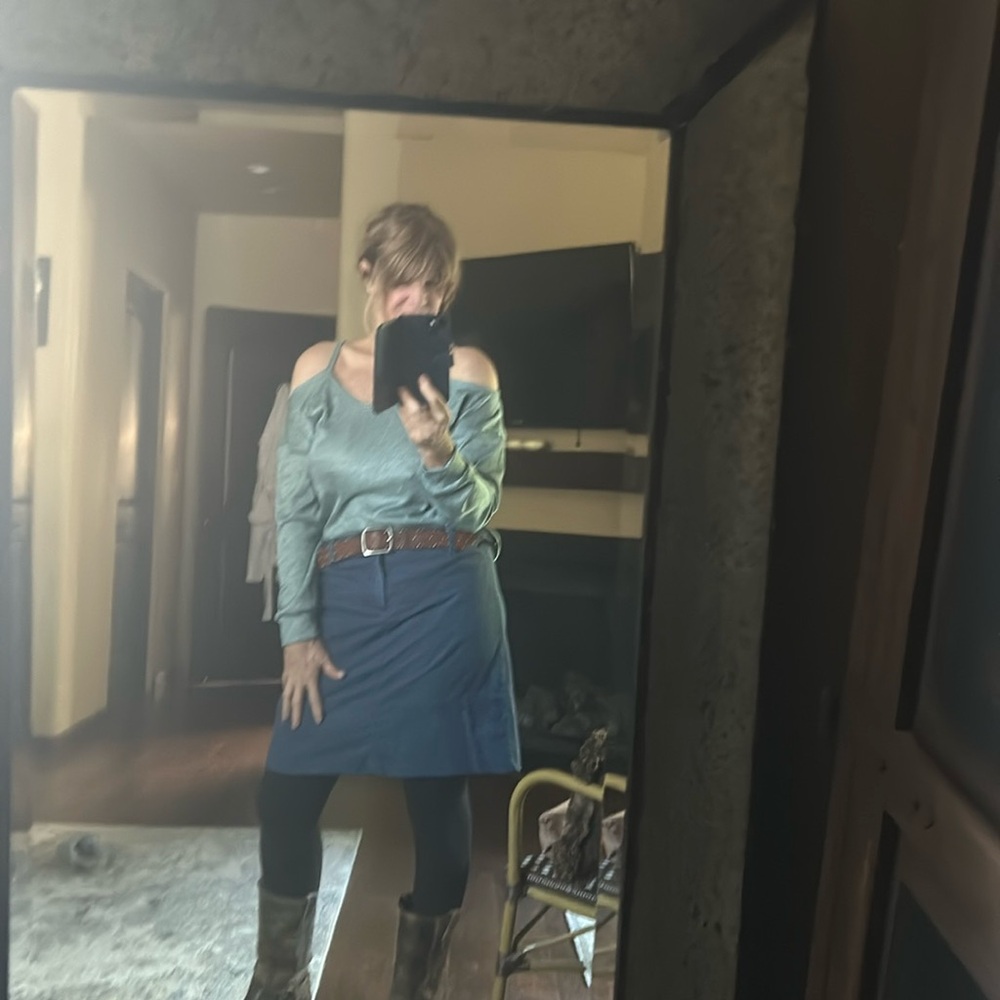 Army green shimmery cold shoulder top .. XL . Never worn ..